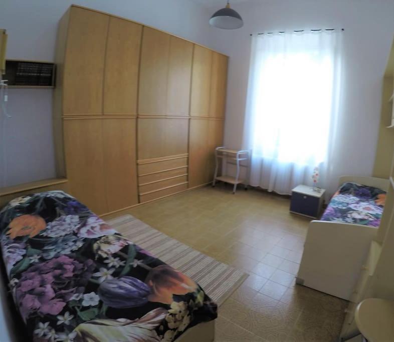 Gabry'S Home Three-Bedroom Big Apartment Near City Center & Train Station To Pisa And Florence & Ferries To Sardegna Corsica Ліворно Екстер'єр фото