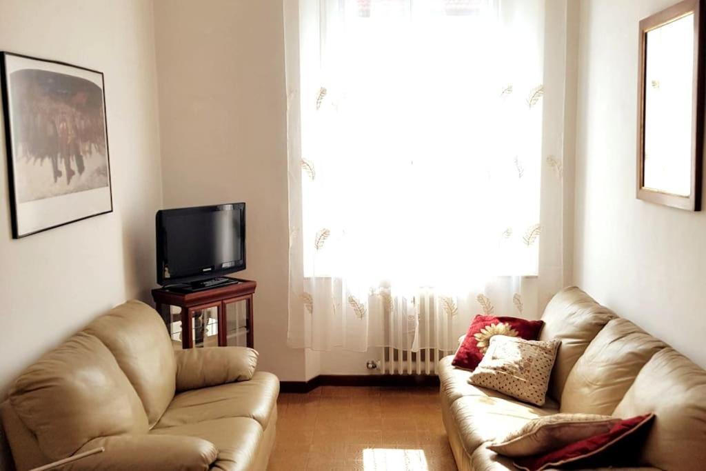 Gabry'S Home Three-Bedroom Big Apartment Near City Center & Train Station To Pisa And Florence & Ferries To Sardegna Corsica Ліворно Екстер'єр фото
